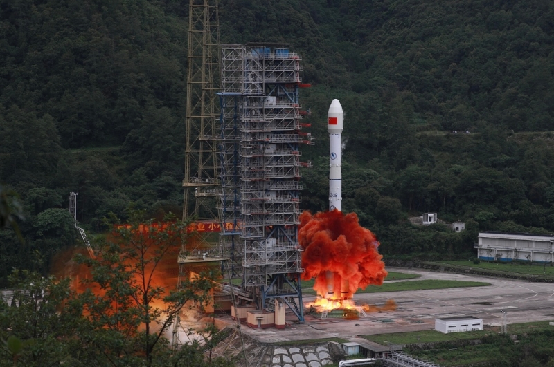 2020年6月23日，长征三号乙运载火箭发射升空，将北斗系统最后一颗全球组网卫星送入预定轨道。（图源：中新社）