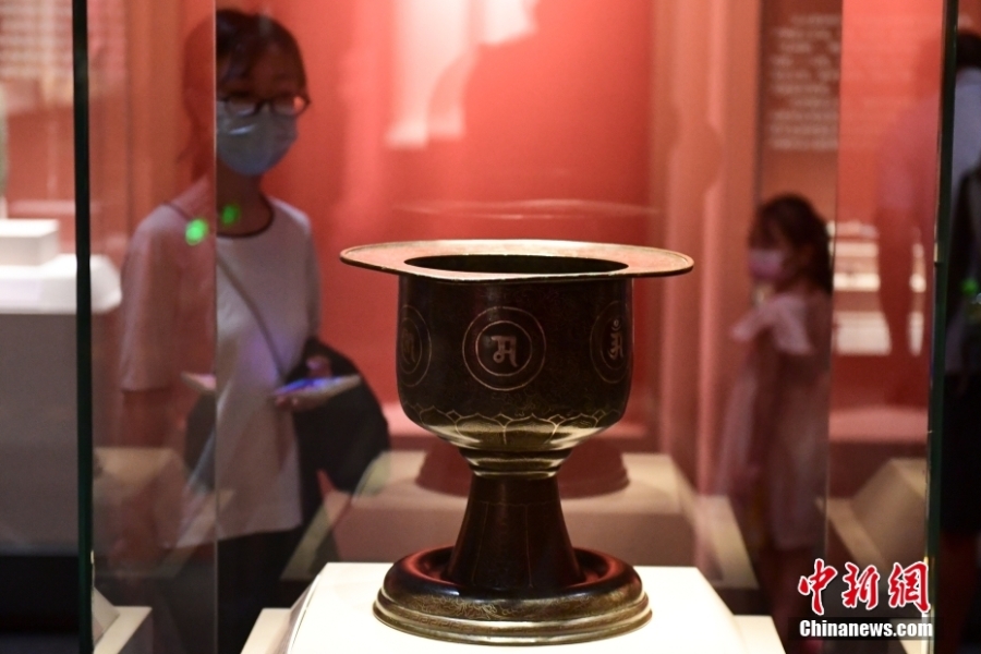 “东方吉金——中韩日古代青铜器展”亮相中国国家博物馆