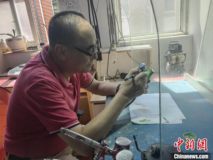 訪河北古陶瓷修復師：力求最小干預用執著賦殘器新“生命”