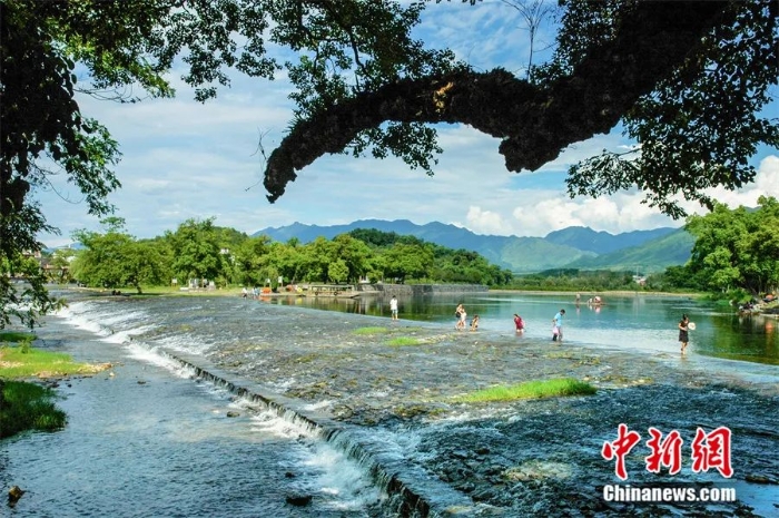 千年古灵渠。<a target='_blank' href='/'>中新社</a>发 唐梦宪 摄

