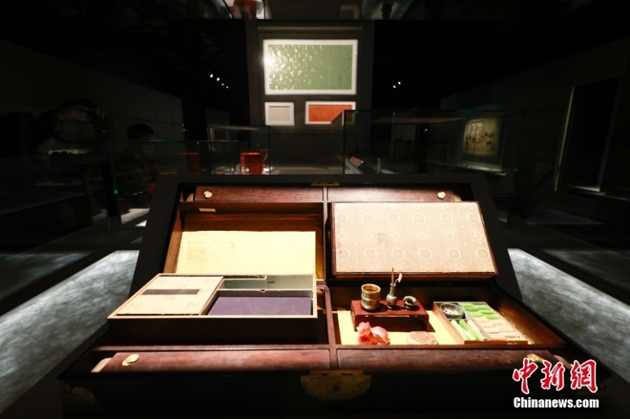 故宫特展“照见天地心——中国书房的意与象”启幕
