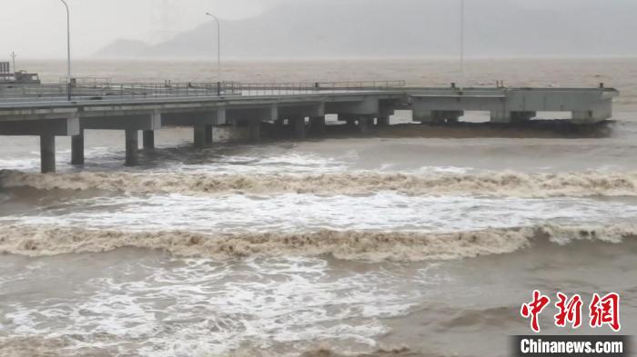 浙江宁波金华局地特大暴雨部分江河水位超警