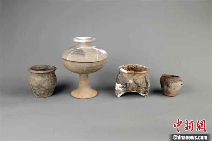 河北王家崗遺址搶救性發掘出土完整或可復原器物50余件