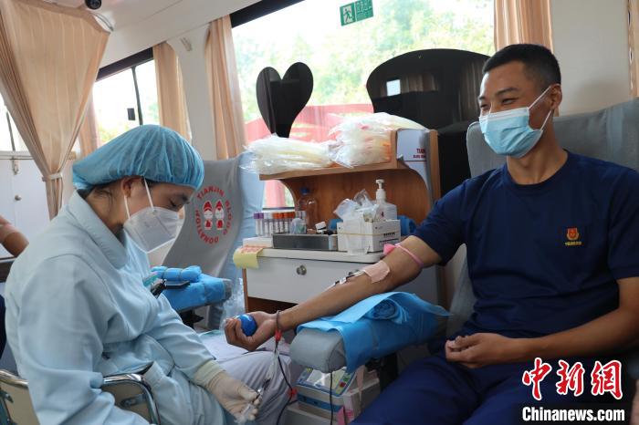 近百人共献血34000毫升天津消防特勤支队组织开展无偿献血