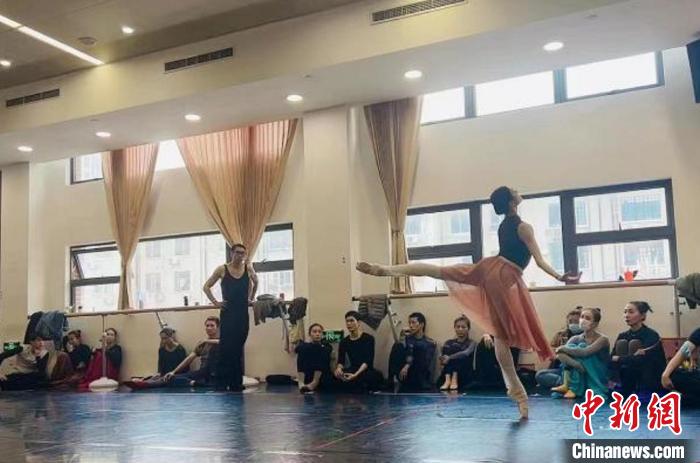 侨界知名舞蹈家汇聚上海创排迎进博原创舞剧《白蛇》