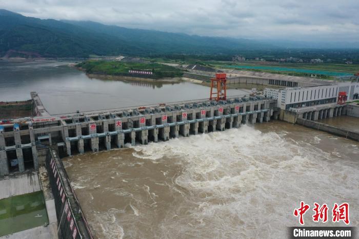 广西大藤峡水利枢纽保障珠三角供水安全等效益显现