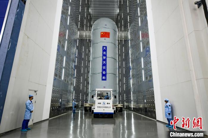 让航天员在太空吃上热饭热菜 揭秘中国空间站若何保障十余年用电