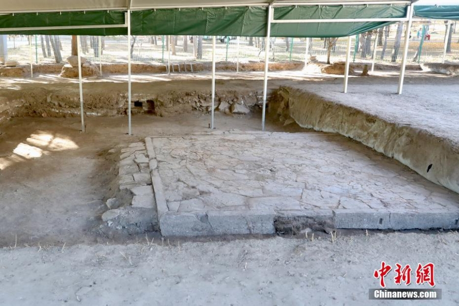 圆明园考古发掘揭露出“田字房”和皇家稻田遗址