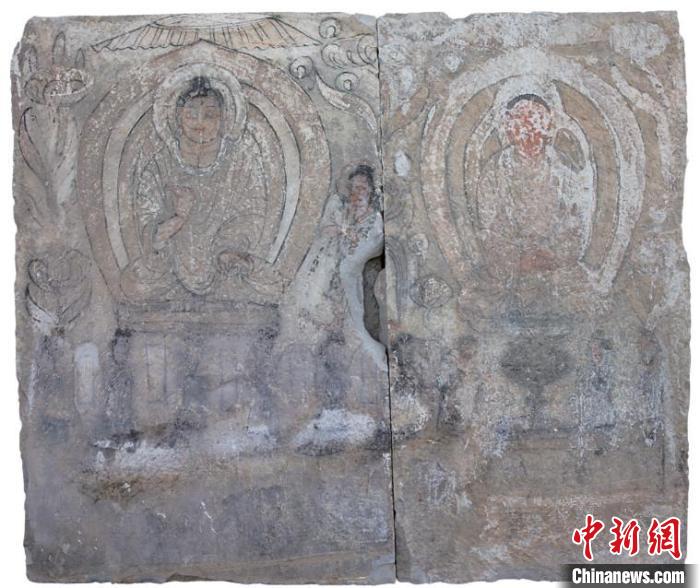 西壁石板。　吕晓晶 摄