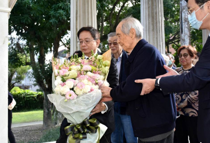 台大前校长傅斯年