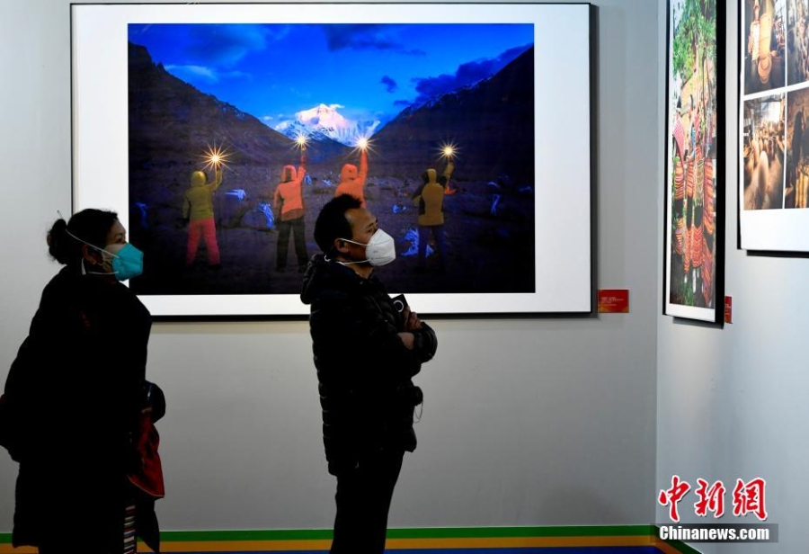 第十五届西藏珠穆朗玛摄影大展拉萨开幕