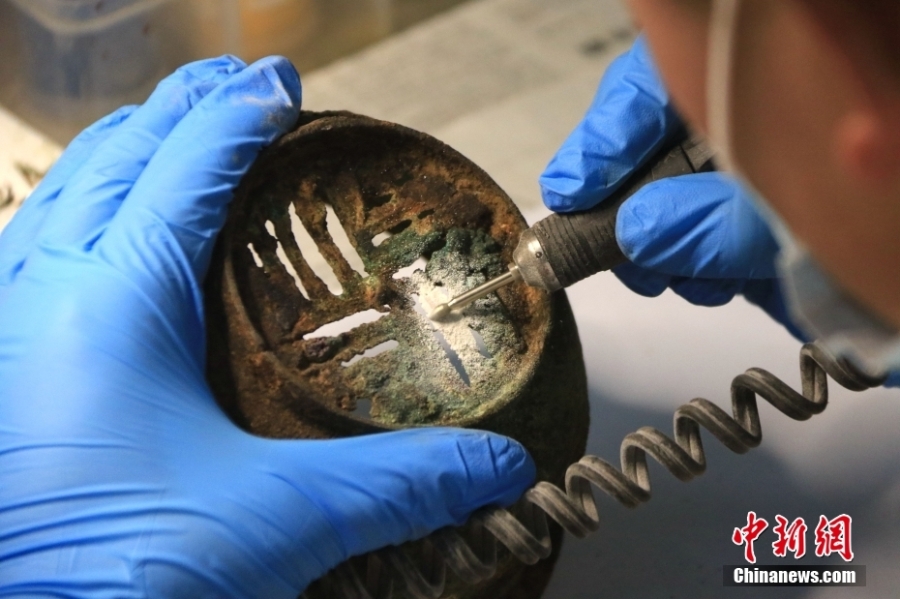 甘肅敦煌：探訪博物館館藏金屬文物保護修復