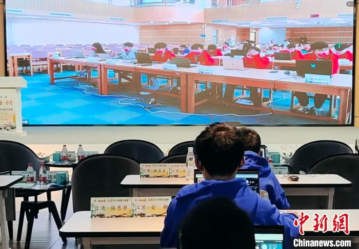 苏台两地青少年围棋高手齐聚一堂。　张传明 摄