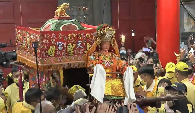 白沙屯妈祖銮轿回宫