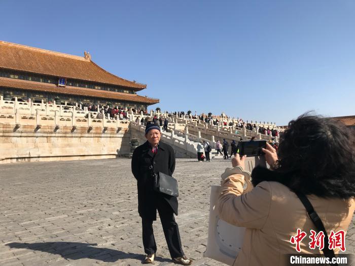 2月23日至3月1日，台湾高雄里长暨基层社团参访团在北京开展参访交流活动。　陈建新 摄