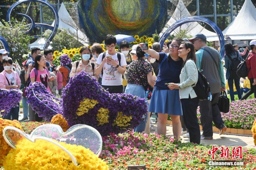 香港花卉展览开幕 吸引大批市民赏花