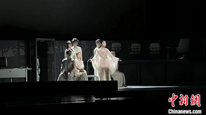 科幻现实主义舞台剧《独角兽》将于广州开演