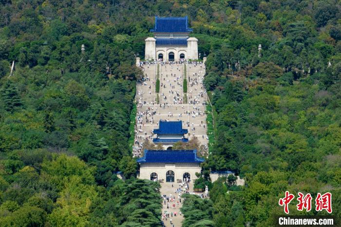 航拍下的中山陵。(资料图) 泱波 摄