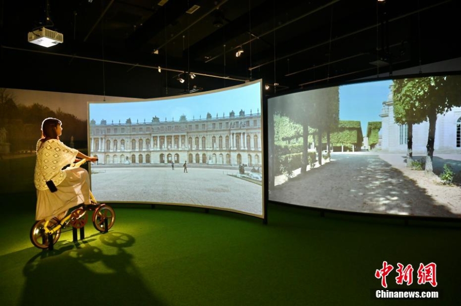 香港“虚拟凡尔赛宫之旅”展 给观众带来沉浸式体验
