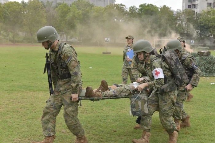 此次组织战伤自救互救教练员集训,不仅让广大官兵充分认识到战伤救护