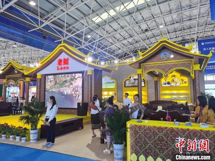 首届湖南（怀化）RCEP经贸博览会现场成交额逾1.2亿元