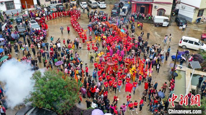 桂林平乐举办华山妈祖节妈祖巡游祈福