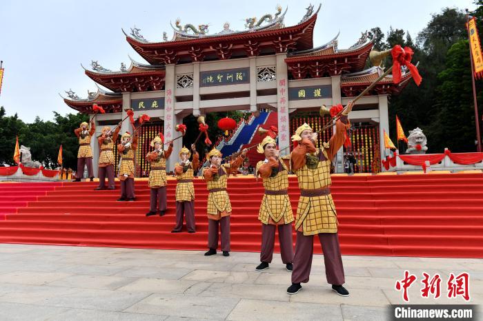 图为春祭大典现场。　吕明 摄