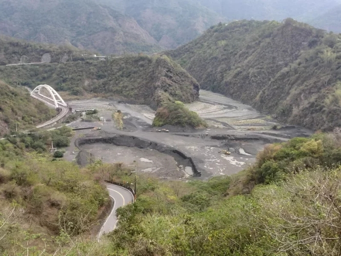 高雄茂林万山水源地远景左侧.webp