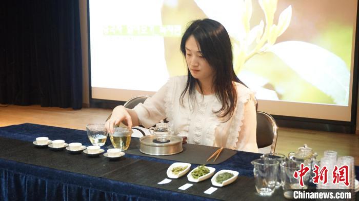 《茶韵传道——中国茶文化公开课》主题讲座在首尔举行