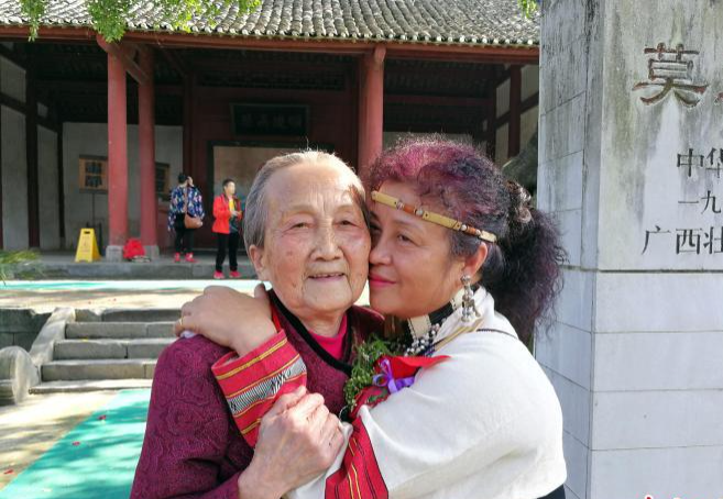 台灣花蓮織娘連美惠的廣西“母親”