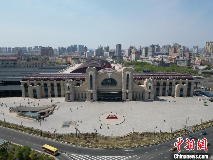 哈铁2023年“发现最美铁路”网宣活动：乘环线高铁看龙江发展