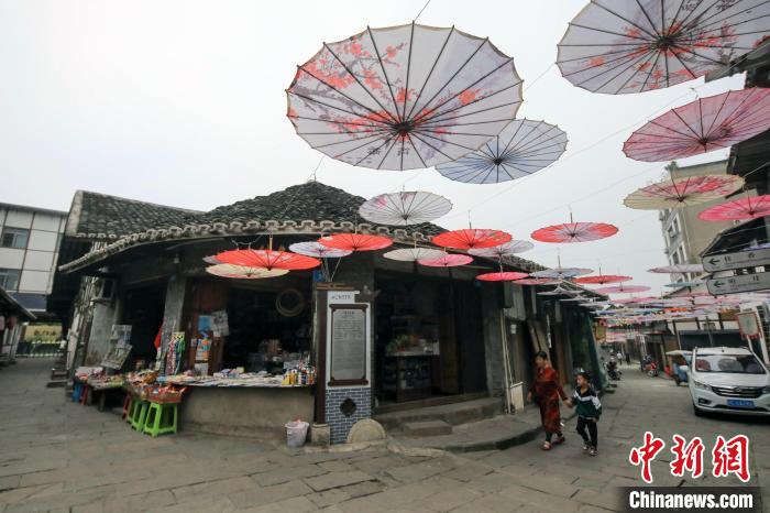 赵化古镇街景。　王磊 摄