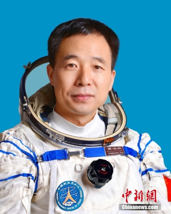 再探苍穹，景海鹏将成中国四度飞天第一人