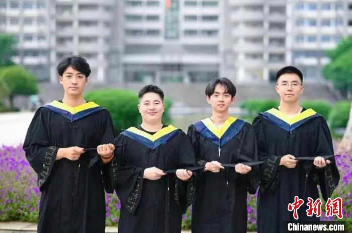 同学变同事南华大学一宿舍四人被同一单位录用