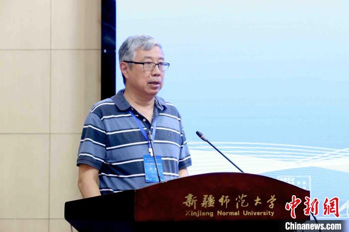 中国科学院院士、北京大学讲席教授田刚致辞。　胡嘉琛 摄