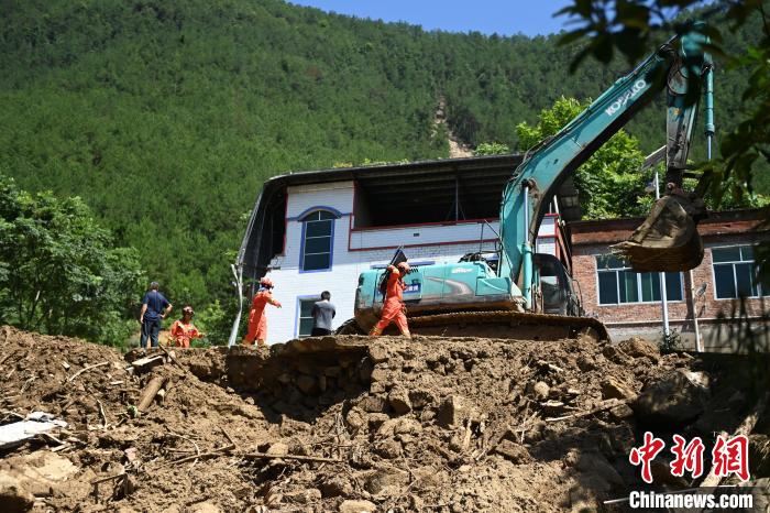 重庆19个区县 310个州里（街道）蒙受洪涝、地质磨难