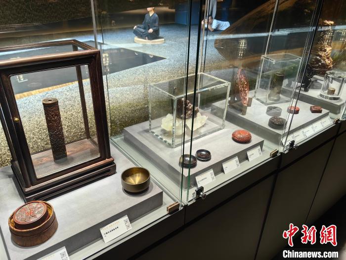 展示各种香文化珍品。　范宇斌 摄