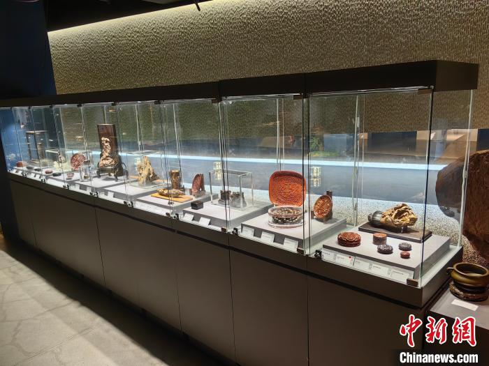 展示各种香文化珍品。　范宇斌 摄