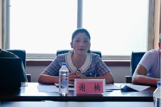 攸县莲塘坳镇政府同湖南师范大学商学院保险助农实践团召开座谈会
