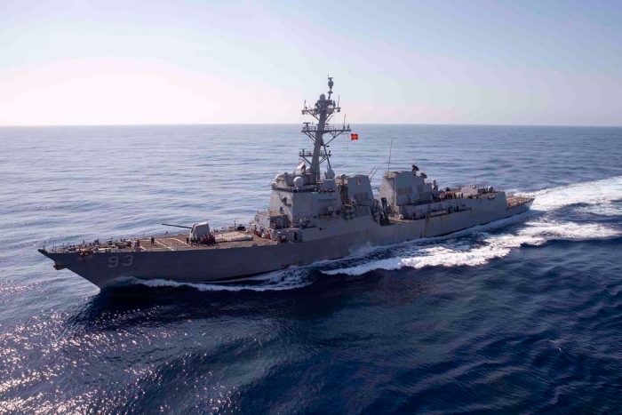 美军海岸防卫队舰船通过台海