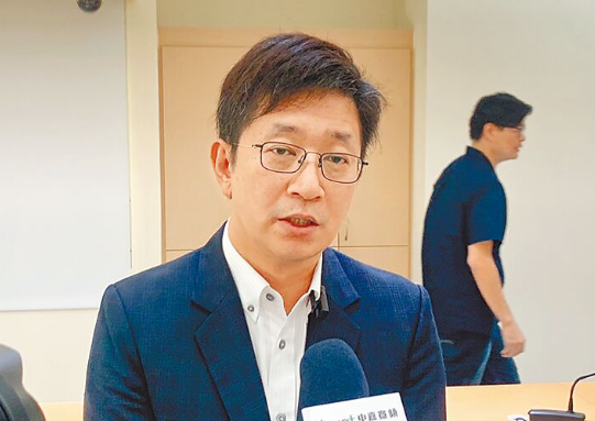 民进党立委蔡适应