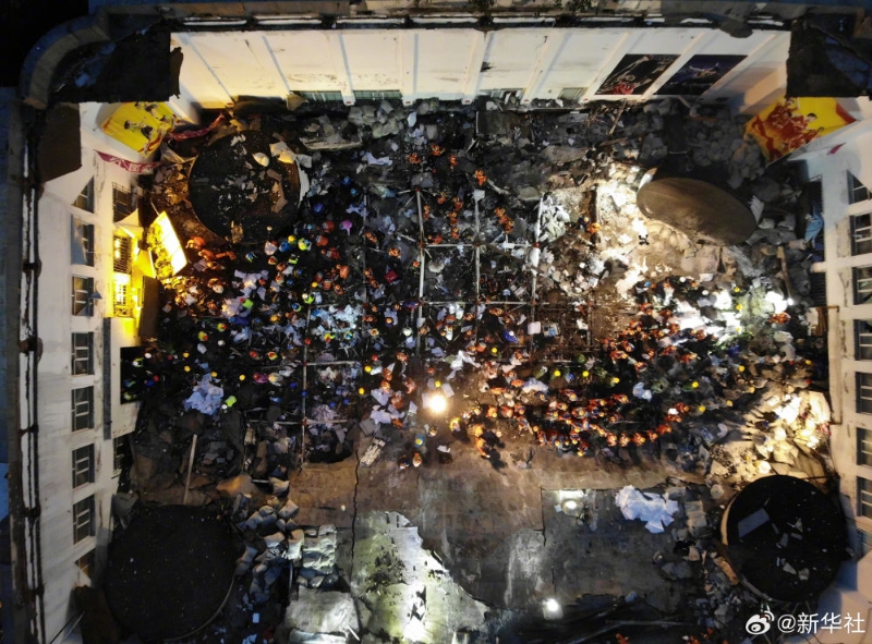 齐齐哈尔体育馆坍塌11人遇难：已经建成26年，屋顶堆置建材