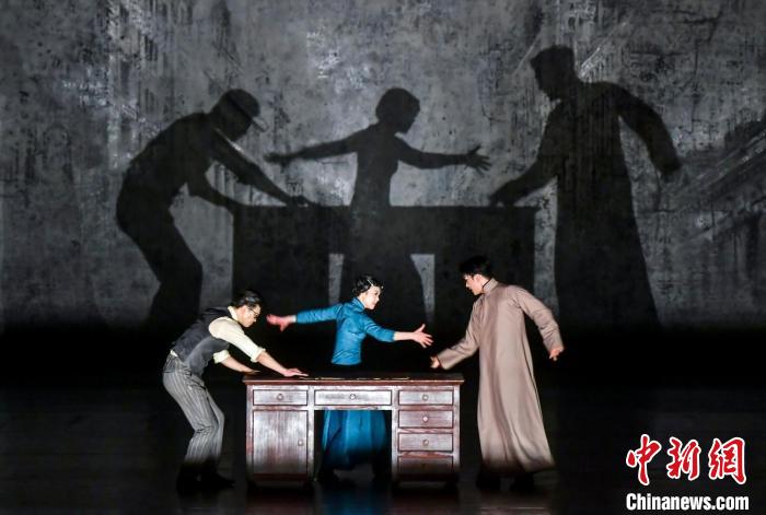 中国歌剧舞剧院舞剧《秀水泱泱》亮相中国新疆国际民族舞蹈节