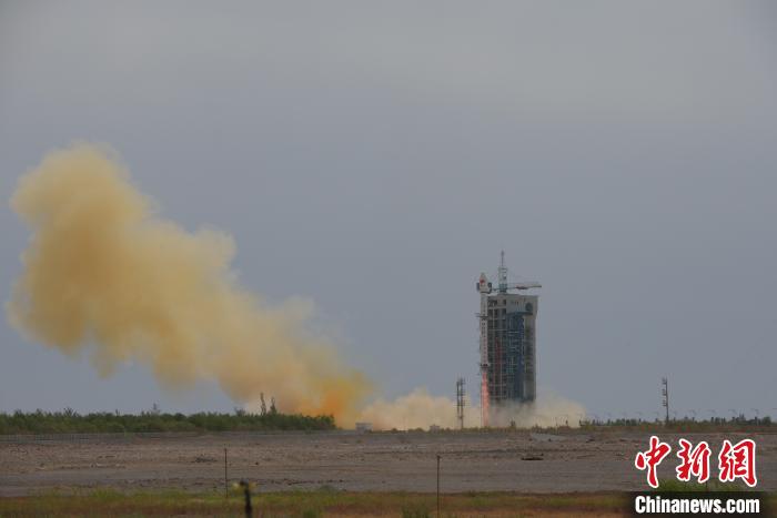 用“火箭速率”刷新“火箭记实” “长征四号”成为中国第二型发射过百次火箭