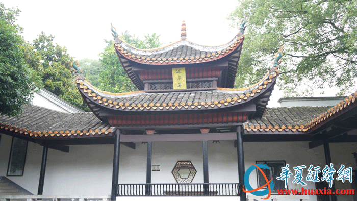 汲泉亭。（摄影：虞鹰）