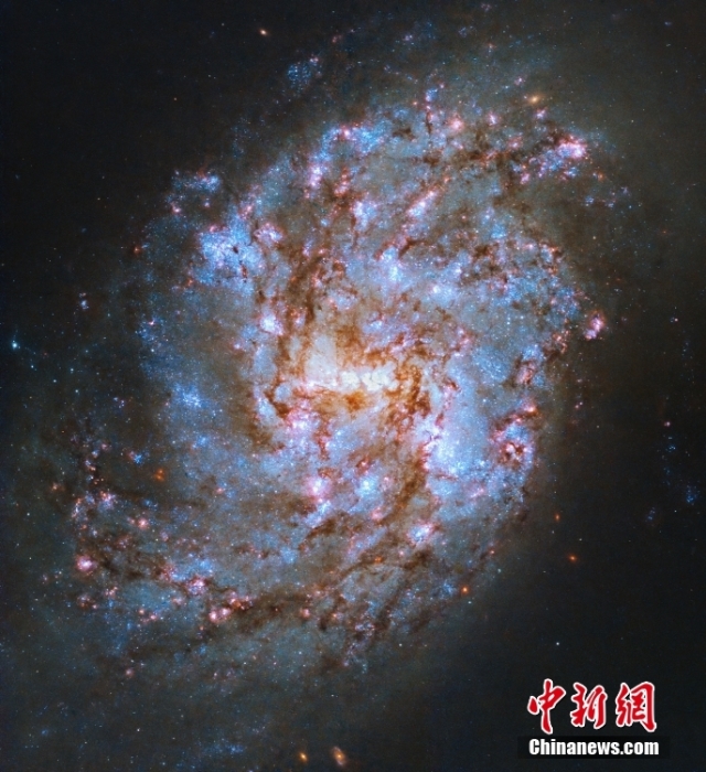 宇宙級“大片”上新！NASA公佈最新拍攝星系圖像