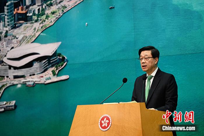 11月14日上午,香港特区行政长官李家超出席行政会议前会见传媒时表示