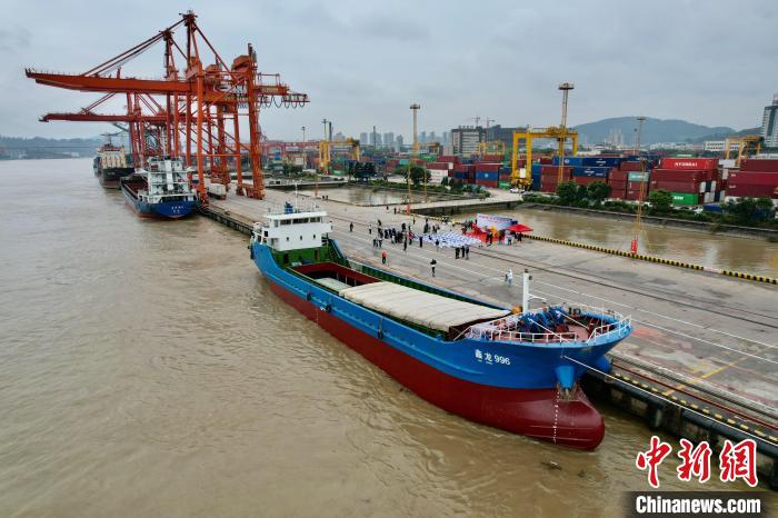 “两马”海上货运直航开通闽台海上货运再添“黄金通道”