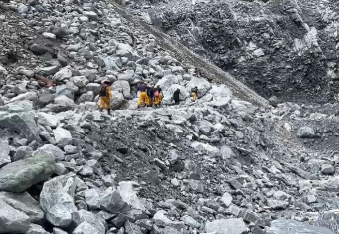 花莲大地震山区落石搜救失联