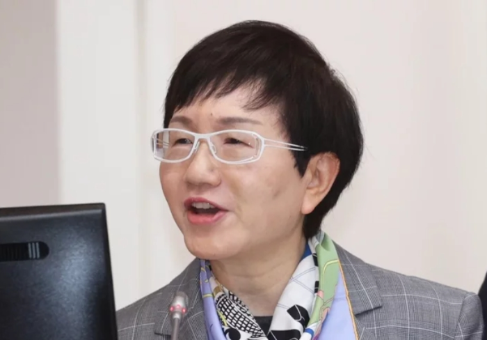 台湾财政部长庄翠云确定留任